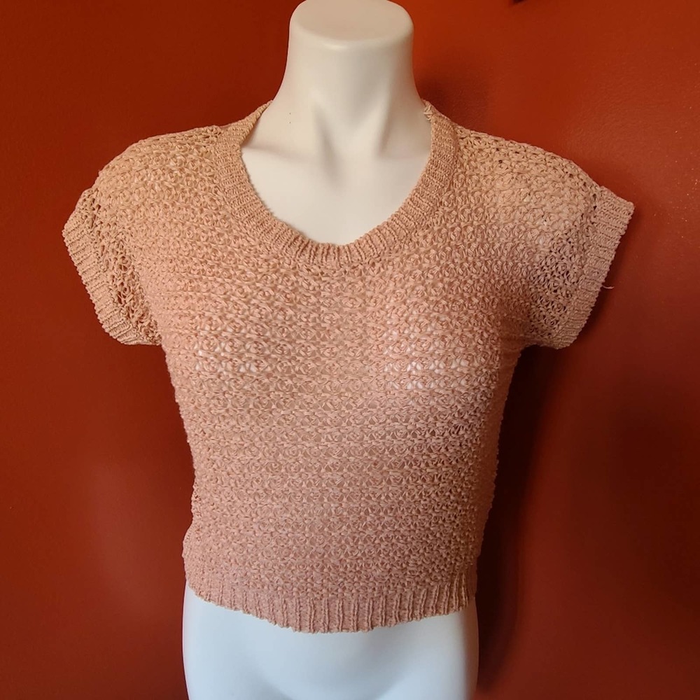 Forever 21 Blush Short Sleeve Top Size Small